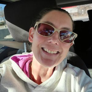 Meet your Posher, Carla